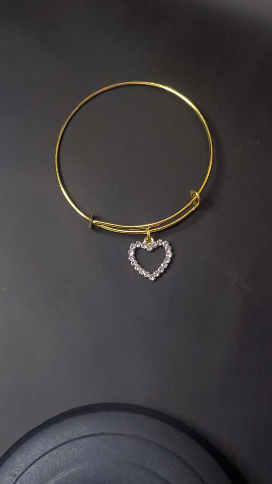 Heart Gold Bangle